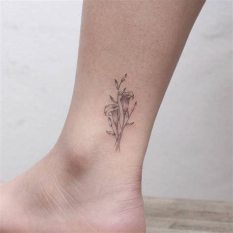 Calla Tattoo: Un tatuaggio che incanta con eleganza in soli 70 ...